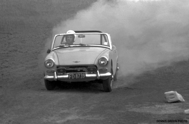 Name:  My Cars #086 FD8739 Sprite Autocross 1975 top down Dennis Green  (3) (800x528).jpg
Views: 1061
Size:  94.3 KB
