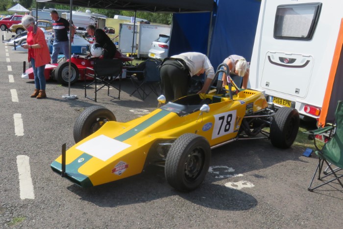 Name:  221_0905_020 Lotus.JPG
Views: 856
Size:  118.2 KB