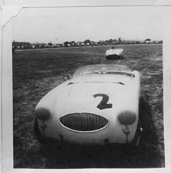 Name:  Motor racing Wigram #066 AHS3802 Fred Losee Race #2 1950s Wigram AH 100S Peter Preston.jpg
Views: 793
Size:  114.7 KB