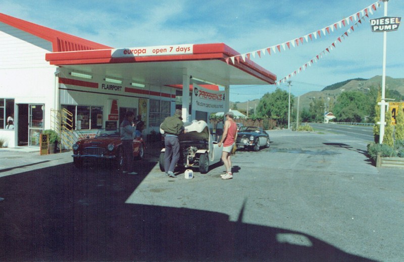 Name:  AHCCNZ events #015 1989 Masterton Rally fuel stop going home CCI22022016_0008 (800x520) (2).jpg
Views: 765
Size:  118.5 KB
