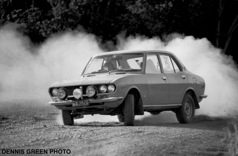 Name:  NSCC 1978 #250 B sml Motorsport Day Mazda RX3 GX9820 #3 John Coker  RC arch Dennis Green (800x52.jpg
Views: 559
Size:  109.1 KB
