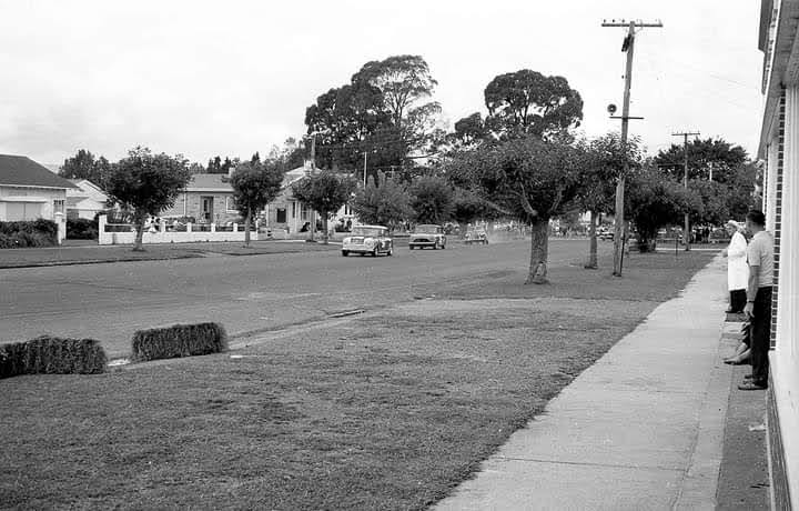 Name:  Matamata 1965 #047 Mini trio T Gilbertson Cooper S front John Larry Lawton.jpg
Views: 907
Size:  57.8 KB