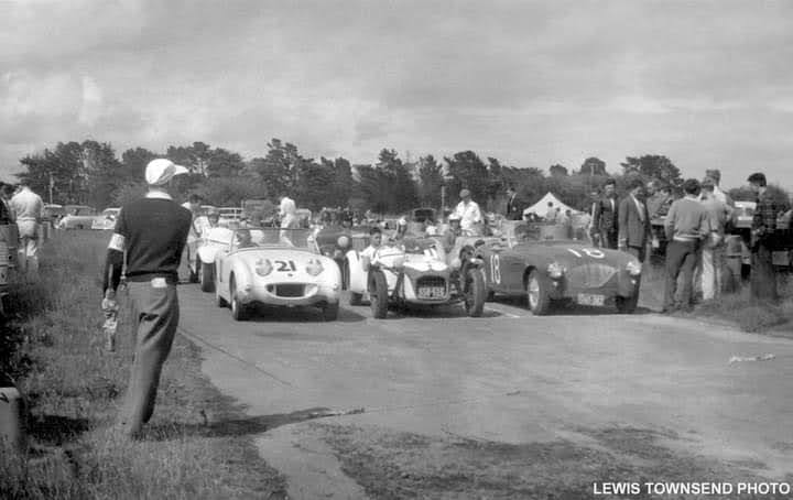 Name:  Motor Racing Levin #129 1960 Sprite Errol McLeod Lotus 6 Rex Flowers  AH 100 A Hurley -Waitara R.jpg
Views: 621
Size:  42.7 KB