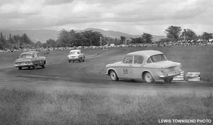 Name:  Levin 1960 #125 1960 Humber Zephyr Humber #38 1956 - 61 plates RC Lewis Townsend (2).jpg
Views: 372
Size:  43.2 KB