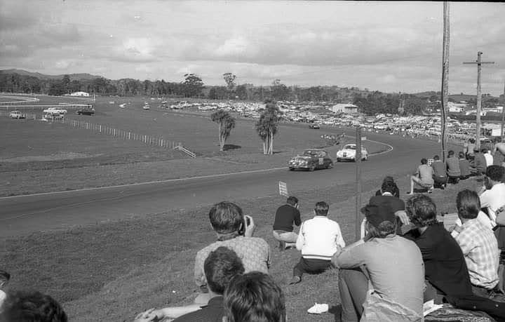 Name:  Pukekohe 1965 #160 Wills 6 Hour Sprague Archibald Jaguar MK2 #37 Coppins Ward Jaguar MK2 #36 win.jpg
Views: 428
Size:  49.0 KB