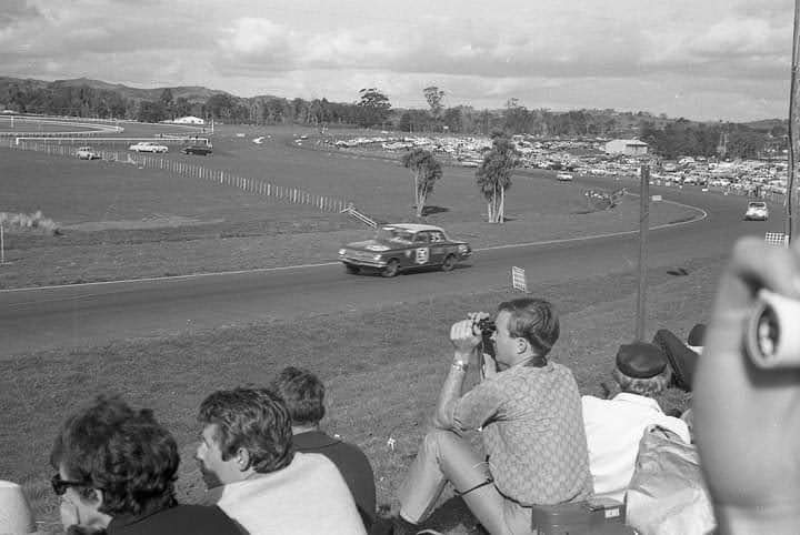 Name:  Pukekohe 1965 #151 Wills 6 Hour Reynolds Vauxhall #35 Oct 65 John Larry Lawton.jpg
Views: 806
Size:  46.4 KB