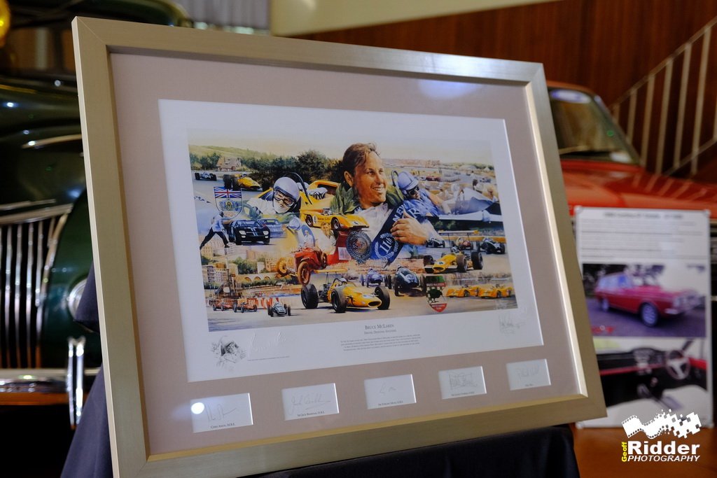 Name:  NSCC 2022 #834 The Bruce McLaren painting - gifted  from the McLaren Trust 20 Aug 2022 photo Geo.jpg
Views: 759
Size:  110.8 KB