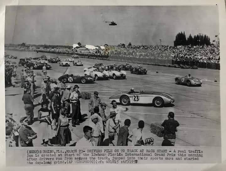 Name:  Sebring 1957 #018 Florida International 12 hour GP 23 Mar 1957 The start cars away Healey #23 AP.jpg
Views: 234
Size:  60.3 KB