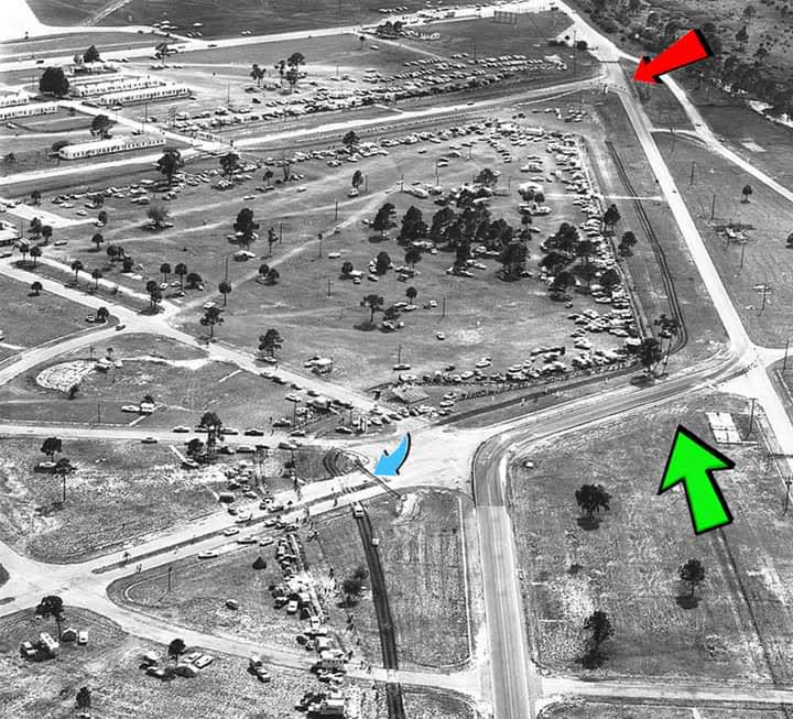 Name:  Sebring 1968 #011 Aerial View of some of the track 1968 Fb group  (2).jpg
Views: 225
Size:  118.7 KB