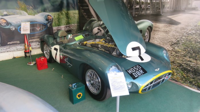 Name:  218_0909_0006 Aston Martin r.JPG
Views: 666
Size:  94.6 KB