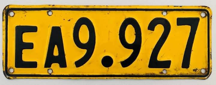 Name:  NZ Number Plates #562 1961 - 1965 EA9.927 Heavy Vehicle Black on Yellow Dot symbol Fb Lew Redwoo.jpg
Views: 1341
Size:  35.0 KB