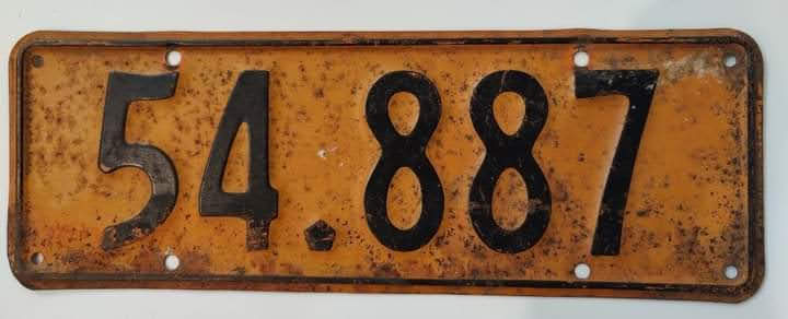 Name:  NZ Number Plates #027 54.887 pentagon symbol 1939 - 1940 issue Fb Lew Redwood.jpg
Views: 1376
Size:  34.2 KB