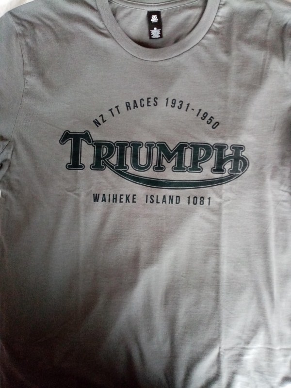 Name:  Motor Racing Waiheke Island #131 NZ TT Races 1931 - 1950 Triumph T Shirt sml R Dowding.jpg
Views: 328
Size:  114.0 KB