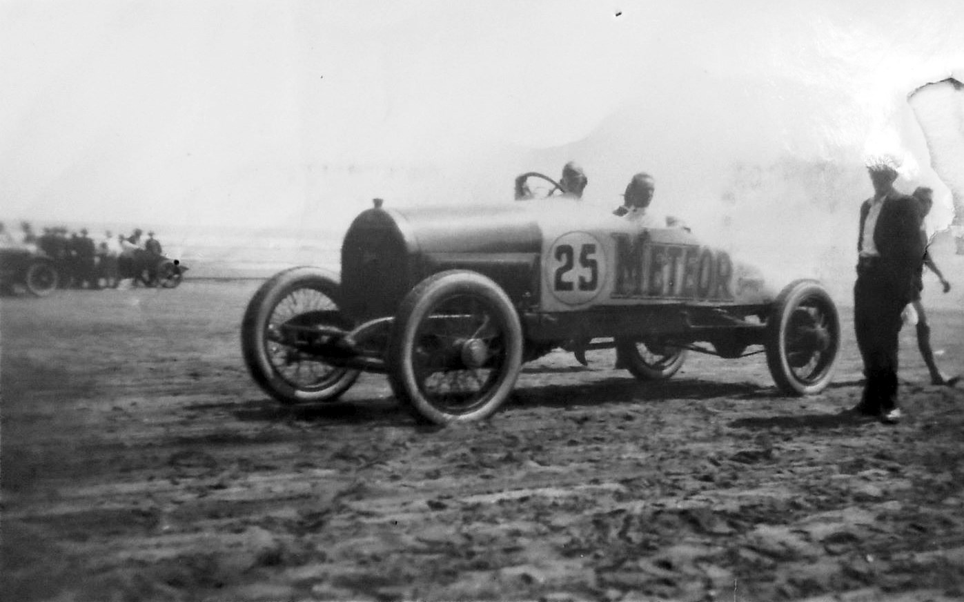 Name:  Vintage #103 Muriwai 1923 Bert Shorter driver Bill Boyle mechanic Cadillac orig pic Alan Boyle .jpg
Views: 394
Size:  157.3 KB