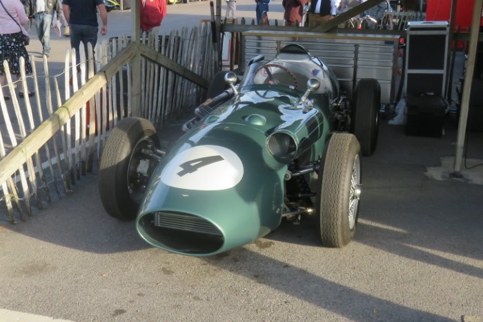 Name:  221_0917_0079 Aston Martin.JPG
Views: 3182
Size:  107.6 KB