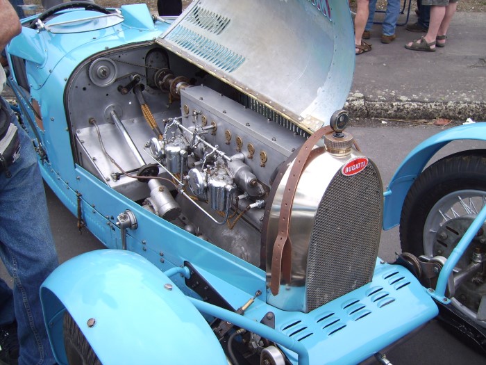 Name:  207_1124_17 Bugatti.JPG
Views: 3224
Size:  134.5 KB