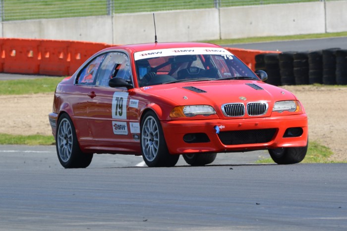 Name:  222_0925_421 BMW E46.JPG
Views: 494
Size:  119.4 KB