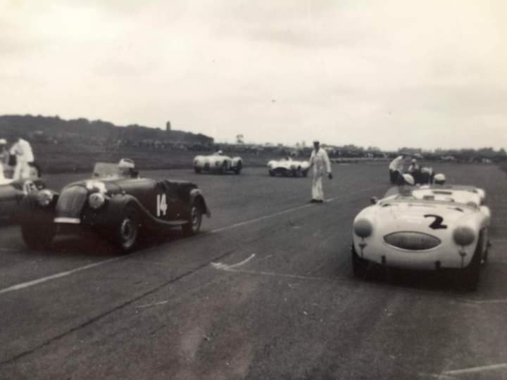 Name:  AH 100S #796 AHS3802 Wigram 1960 AH 100S Fred Losee Morgan Bennett Buckler Cottle D Type Hyslop .jpg
Views: 193
Size:  28.1 KB