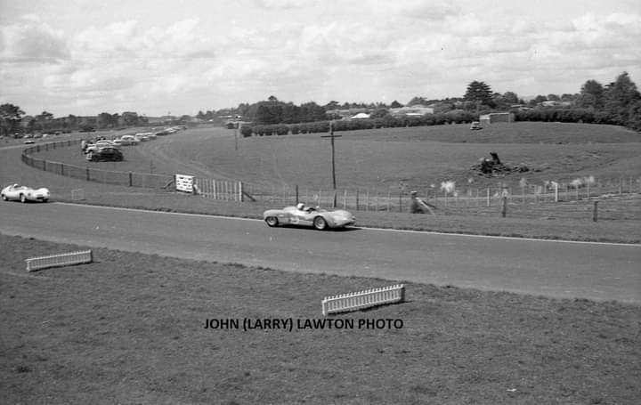 Name:  NSCC 1965 #106 Pukekohe 6 Nov 1965 Peter Akeroyd Heron Ivy Stephenson Lola John Larry Lawton.jpg
Views: 670
Size:  40.8 KB