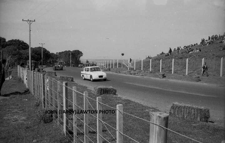 Name:  Motor Racing Paritutu #049 Paritutu 25 Oct 1965 Dave SimpsonAnglia -pre fastback leads McPherson.jpg
Views: 1160
Size:  74.7 KB
