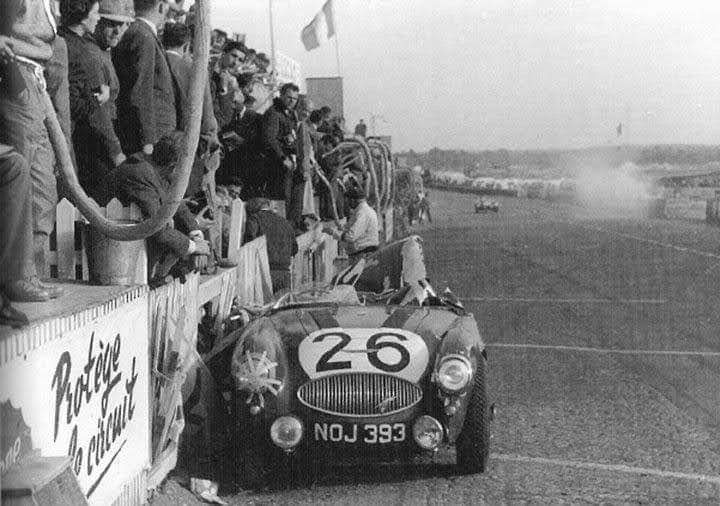 Name:  Le Mans 1955 AH 100S #26 Macklin pit wall  .jpg
Views: 341
Size:  54.8 KB