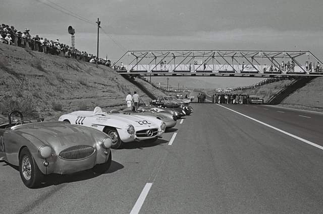 Name:  AH 100S #108 AHS3709 #163 Jack Breskovich L A Times Grand Prix Riverside 13 Oct 1962 arch R Jord.jpg
Views: 40
Size:  40.5 KB