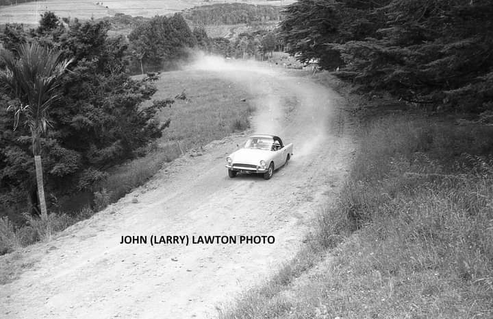Name:  NSCC 1965 #060 Wharepapa Hill Climb L Spitz Sunbeam Alpine John Larry Lawton (2).jpg
Views: 261
Size:  58.7 KB