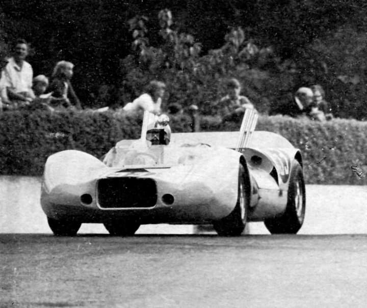 Name:  Motor Racing South Island #201 Timaru 1967 Street Race Barry Keen Begg - Chev arch CAN Allan Dic.jpg
Views: 971
Size:  55.9 KB