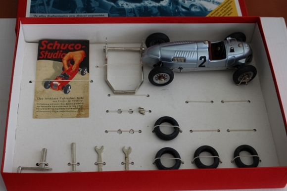 Name:  Models Schuco #039 Schuco 1 car - tyres IMG_1363 (580x386) (2).jpg
Views: 638
Size:  173.1 KB