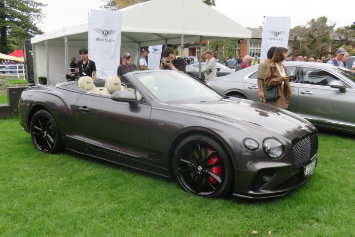 Name:  223_0423_043 Bentley.JPG
Views: 695
Size:  113.0 KB