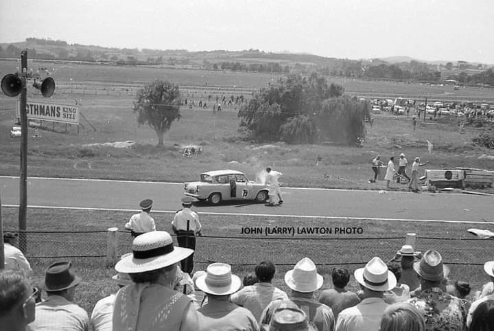 Name:  Pukekohe 1968 #038 Cyril Hyde Anglia #79 spins Rothmans 2 J L Lawton  (2).jpg
Views: 1019
Size:  52.9 KB