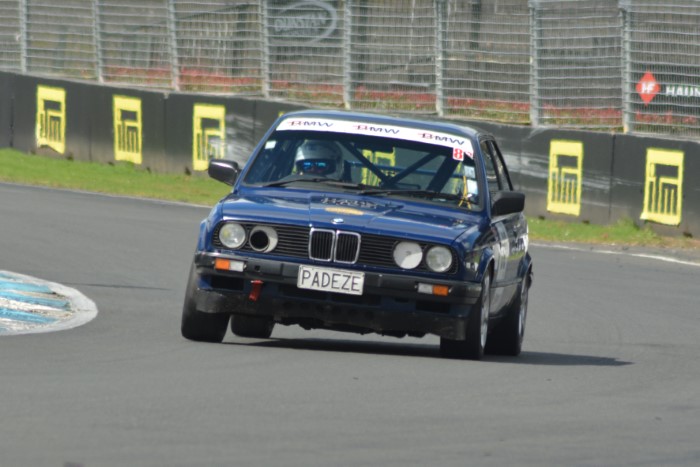Name:  223_0226_419 BMW.JPG
Views: 610
Size:  115.9 KB