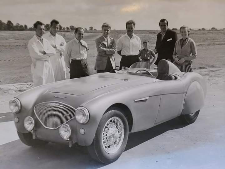 Name:  AH 100 #357 AH 100 1953 Endurance Car streamlined w Geoff Healey and others arch R Jordan  (2).jpg
Views: 295
Size:  38.4 KB