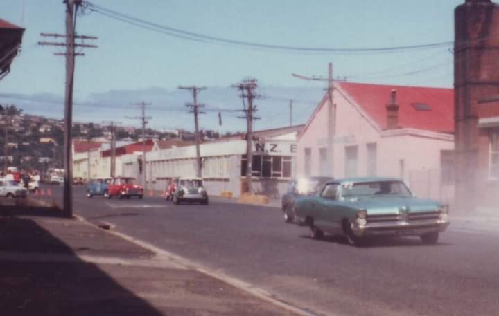 Name:  Pontiac #033 Dunedin Festival 1984 w Mini x 5 Mark Dawber JP1965 arch M Dawber.jpg
Views: 220
Size:  29.1 KB