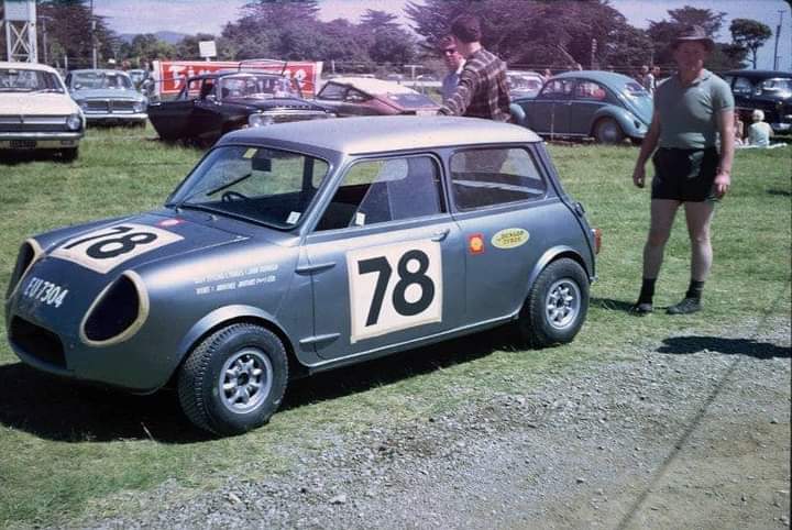 Name:  Mini #077 Minisprint #78 Grey Silver Frank Hamlins first Mini sprint 1967 ish. .jpg
Views: 394
Size:  60.2 KB