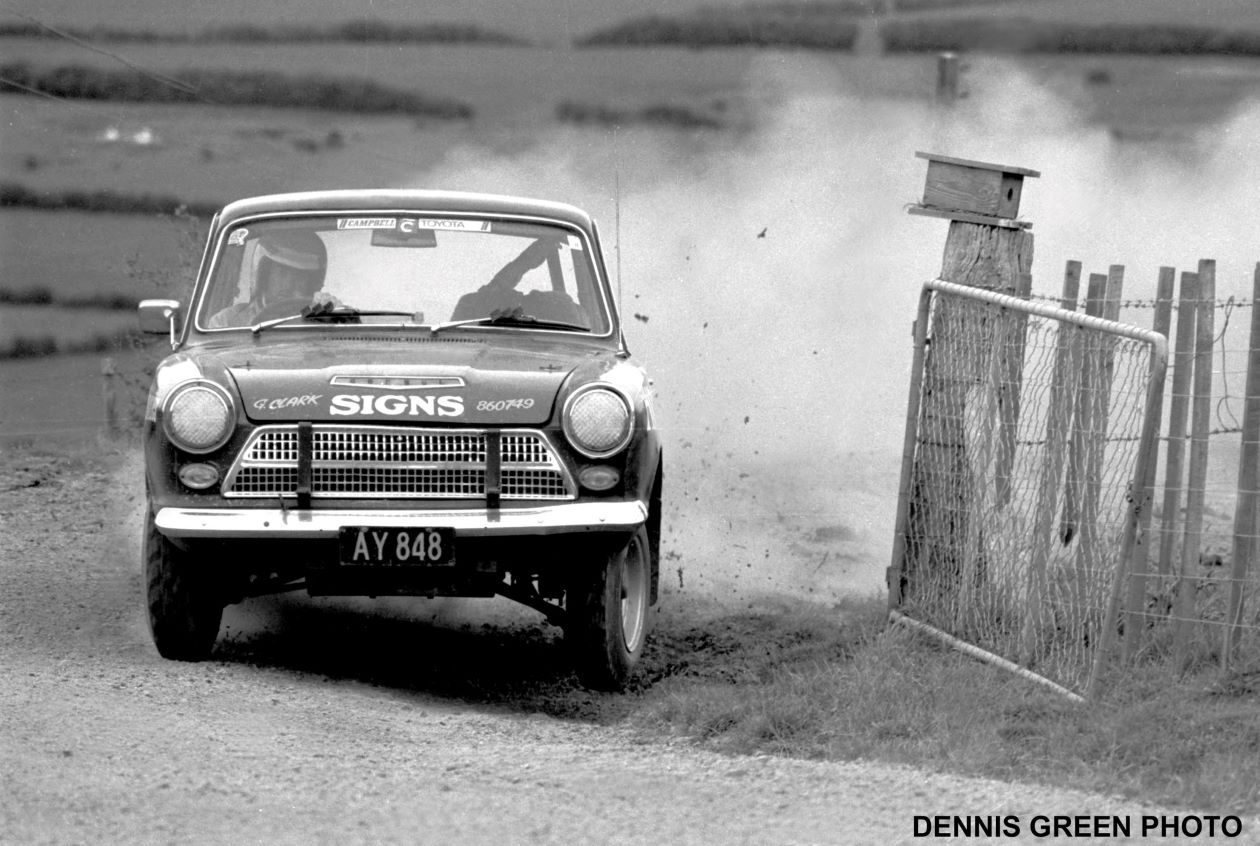 Name:  NSCC 1976 #0176 B Cosseys Hill Climb 1976 Cortina AY848 171 kb arch R Cammick ph Dennis Green.jpg
Views: 511
Size:  170.7 KB