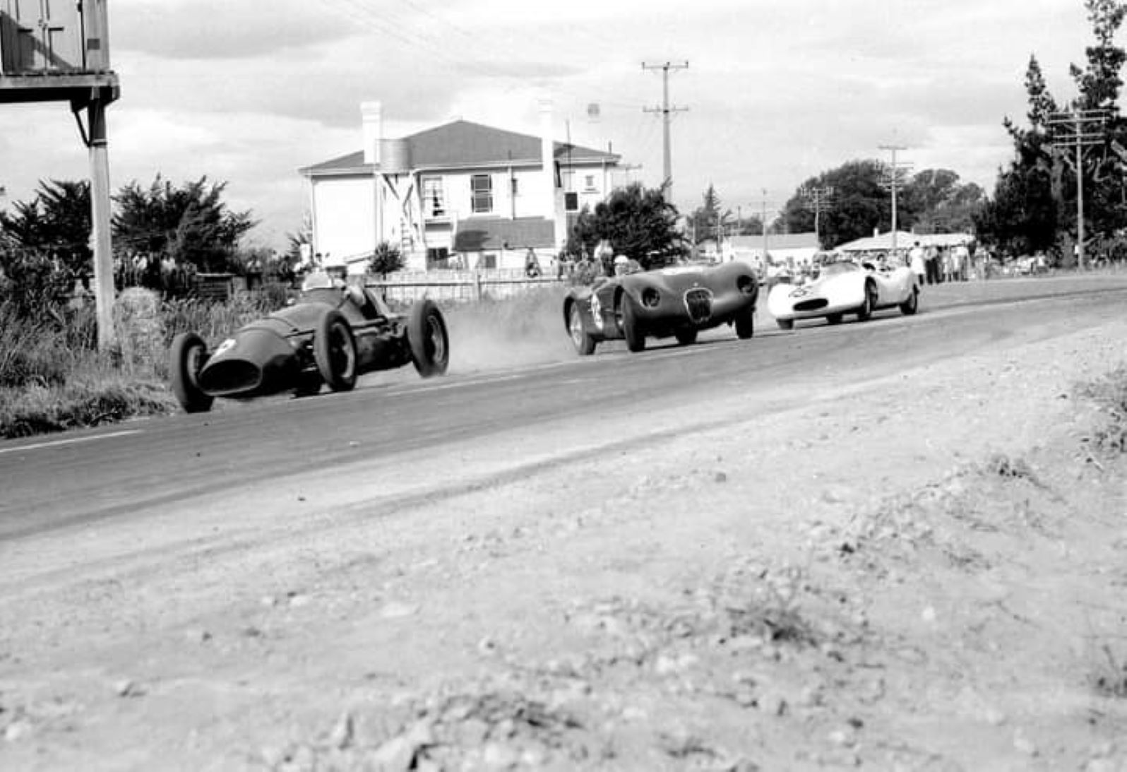 Name:  Renwick 1960 #060 B Brian Blackburn Maserati 4CLT David Young Jaguar C-Type and Cooper main st 1.jpg
Views: 386
Size:  176.8 KB