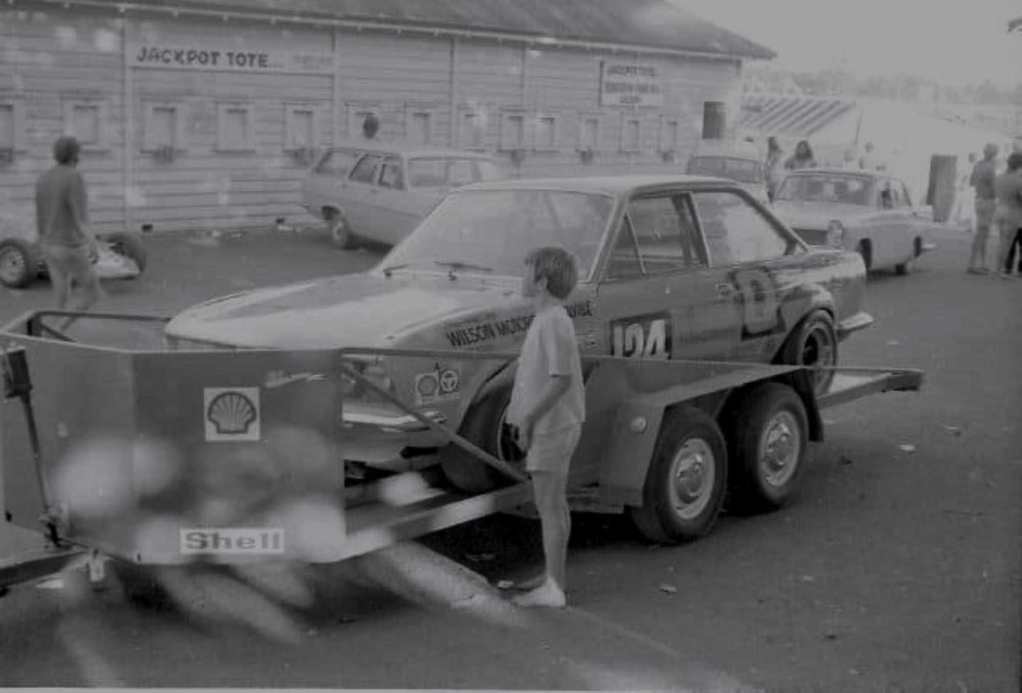 Name:  Pukekohe 1970 #0131 Fiat 124 #124 Glen McIntyre BNSW Saloon Chanpionship on trailer BW edit resi.jpg
Views: 250
Size:  155.6 KB