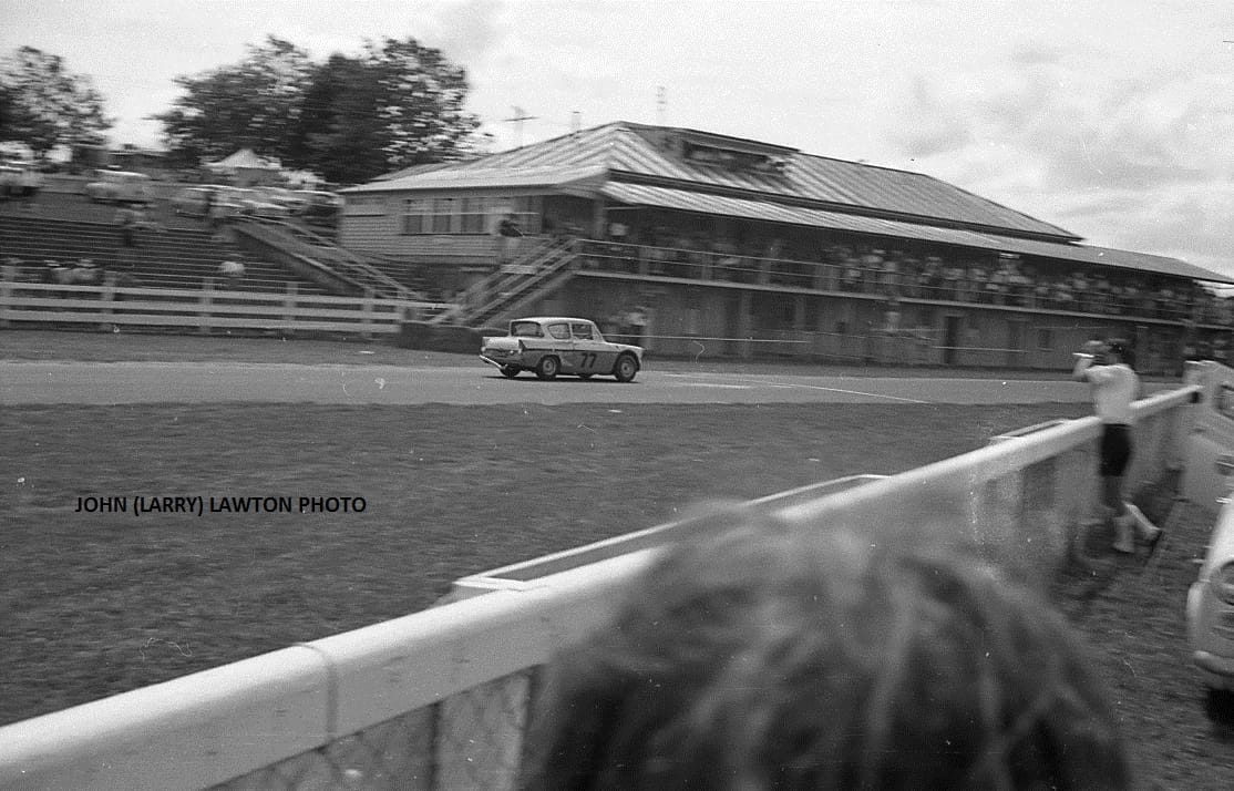 Name:  Pukekohe 1965 #0166 1965 GP meeting Robbie Franecivic Anglia in 3rd John Larry Lawton .jpg
Views: 195
Size:  119.8 KB