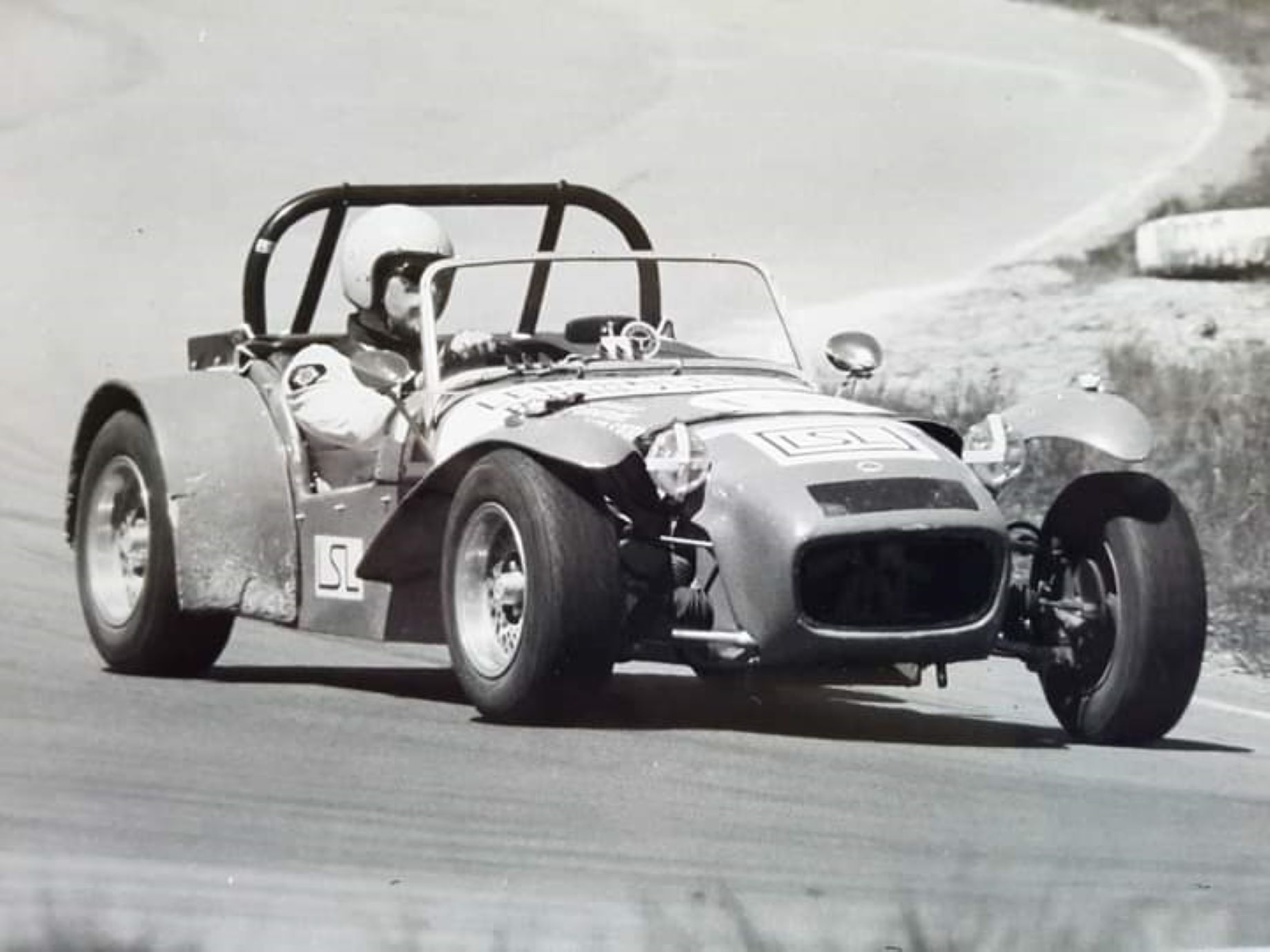 Name:  SCEC #014 Manfield SCEC Racers 1970's Lotus 7 Bob Dawes -ex B Blackburn 173 kb arch Jim Reece .jpg
Views: 486
Size:  172.6 KB
