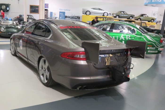 Name:  223_0712_090 Jaguar XFR.JPG
Views: 365
Size:  90.4 KB