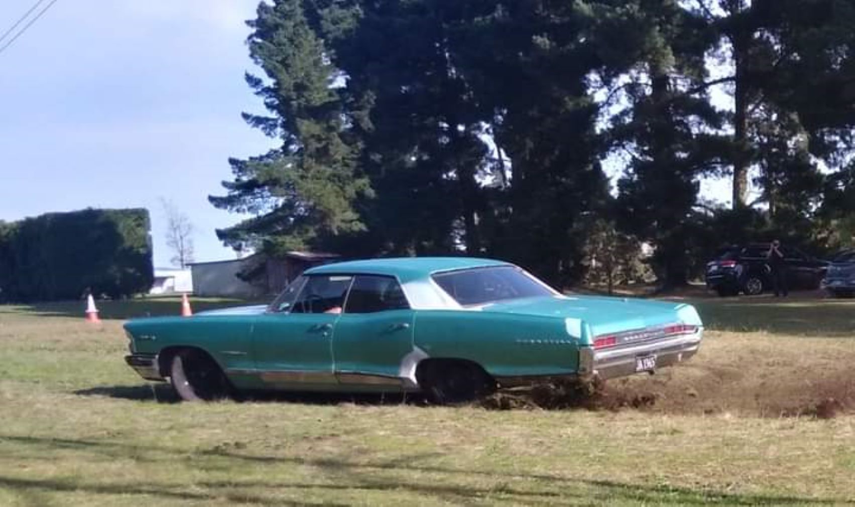 Name:  Pontiac 1965 #202 Pontiac Bonneville JA1965 Grass Sprint 2022 driven by Son of Mark Dawber M Daw.jpg
Views: 668
Size:  174.4 KB