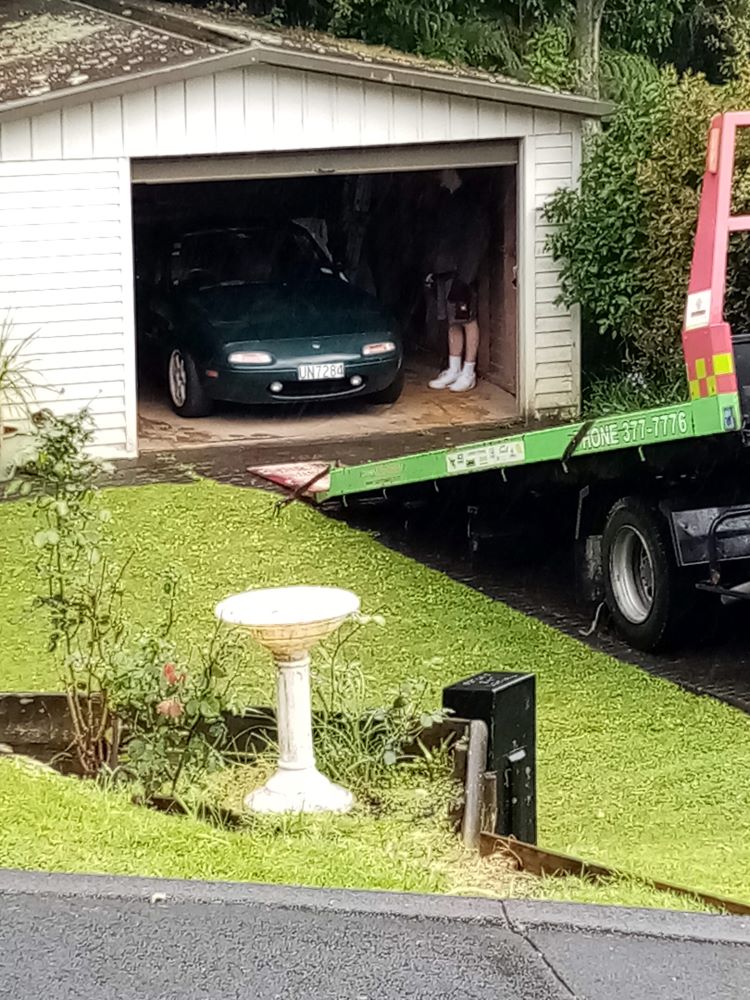 Name:  MX5 #062 MX5 UN7284 being loaded 27 Oct 2023 in the garage R Dowding.jpg
Views: 71
Size:  176.2 KB