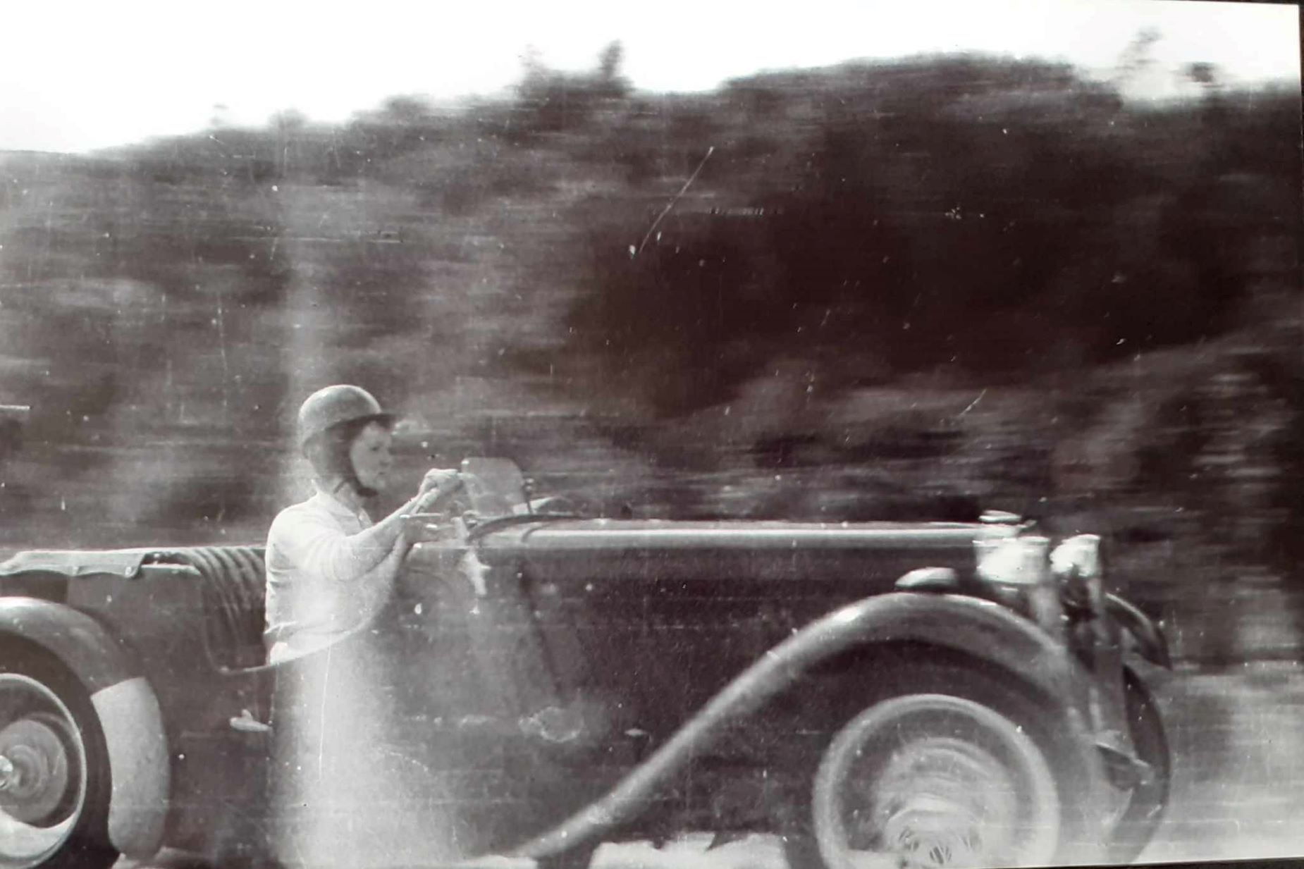 Name:  NSCC 1950 #0119 MG at speed - dark colour Ivy Stephenson Q 1950's Ron Roycroft Q - image Graeme .jpg
Views: 889
Size:  177.4 KB