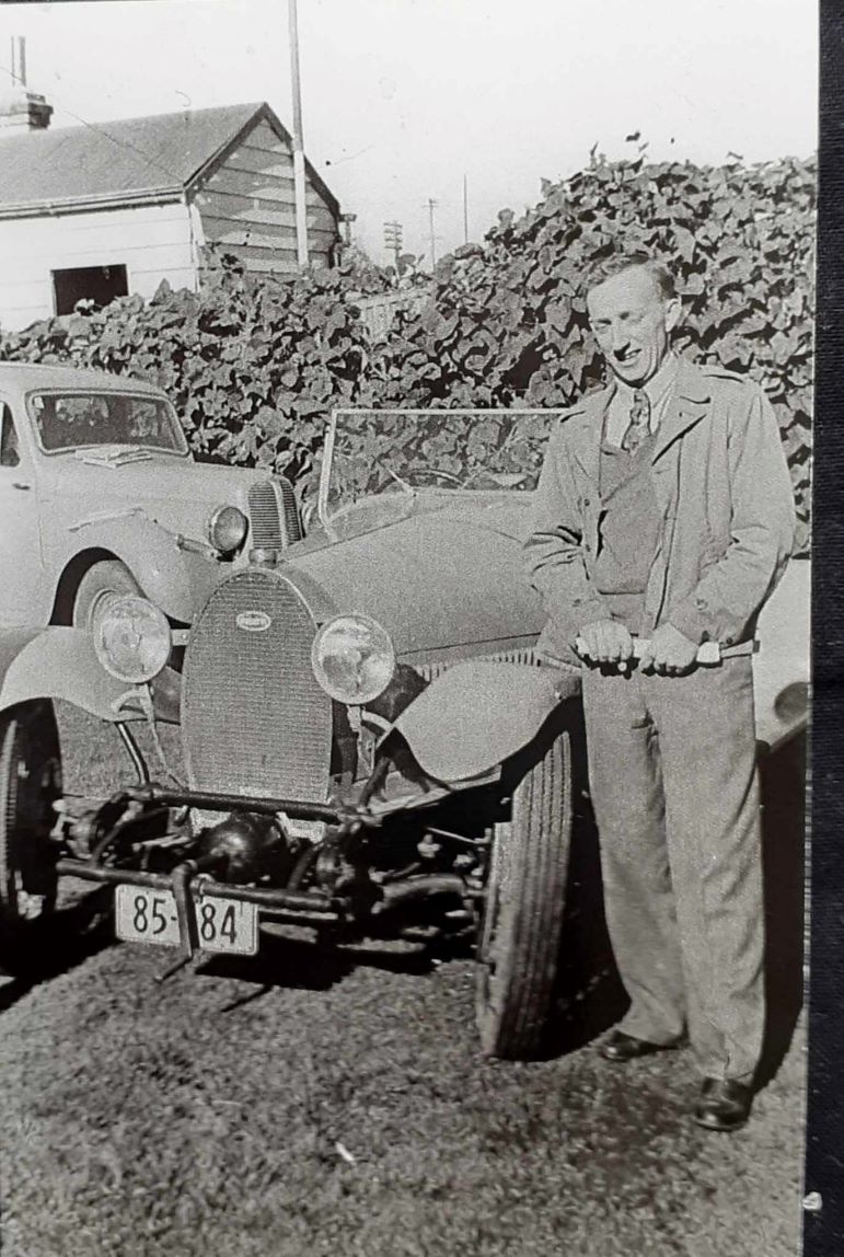 Name:  NSCC 1950 #0114 Bugatti with Graeme Wells 1950's - image Graeme Wells arch Anthony Wells.jpg
Views: 873
Size:  173.8 KB