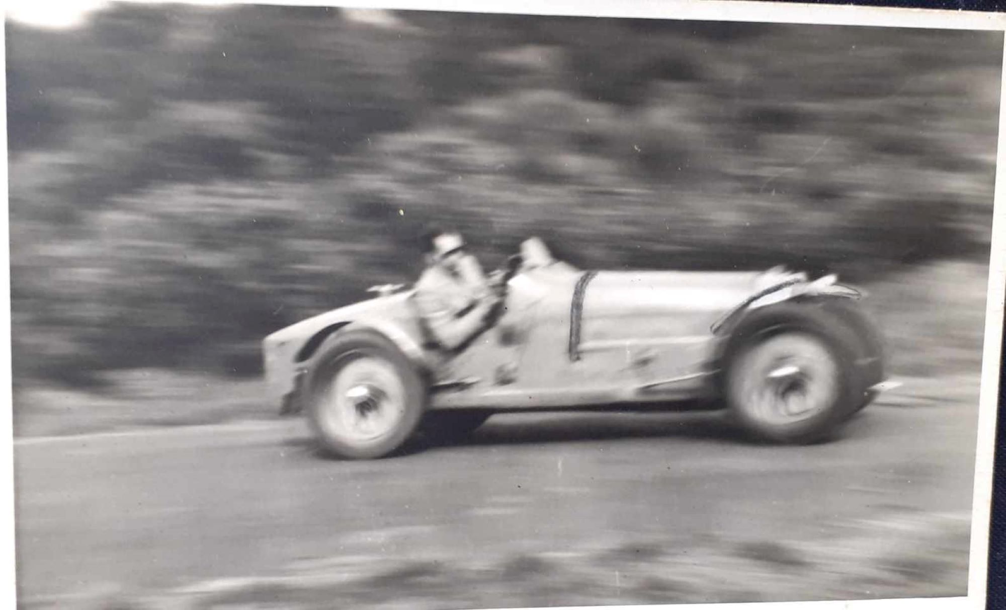 Name:  NSCC 1950 #0116 Bugatti T35 at speed - light colour 1950's - image Graeme Wells arch Anthony Wel.jpg
Views: 853
Size:  158.1 KB