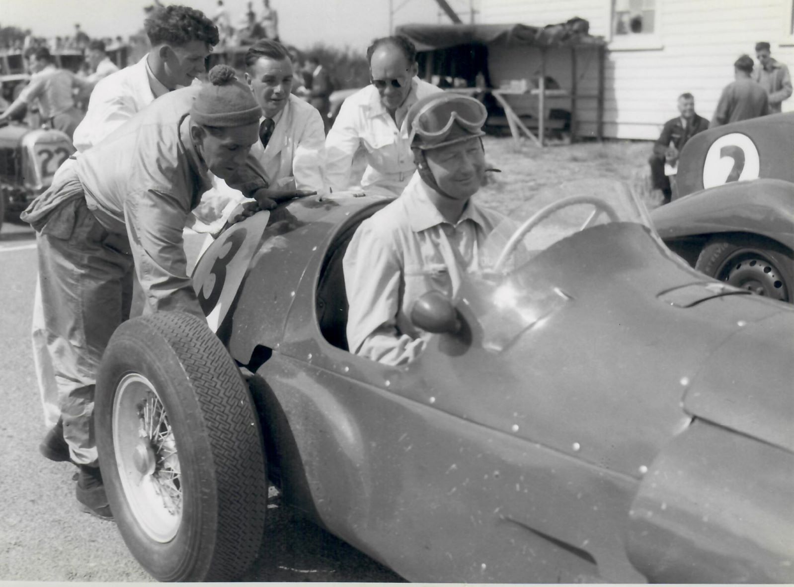 Name:  Ryal Bush 1956 #049 Ryal Bush 1956 Peter Whitehead Ferrari in pits 172 kb -arch  Graham Woods jp.jpg
Views: 632
Size:  172.4 KB
