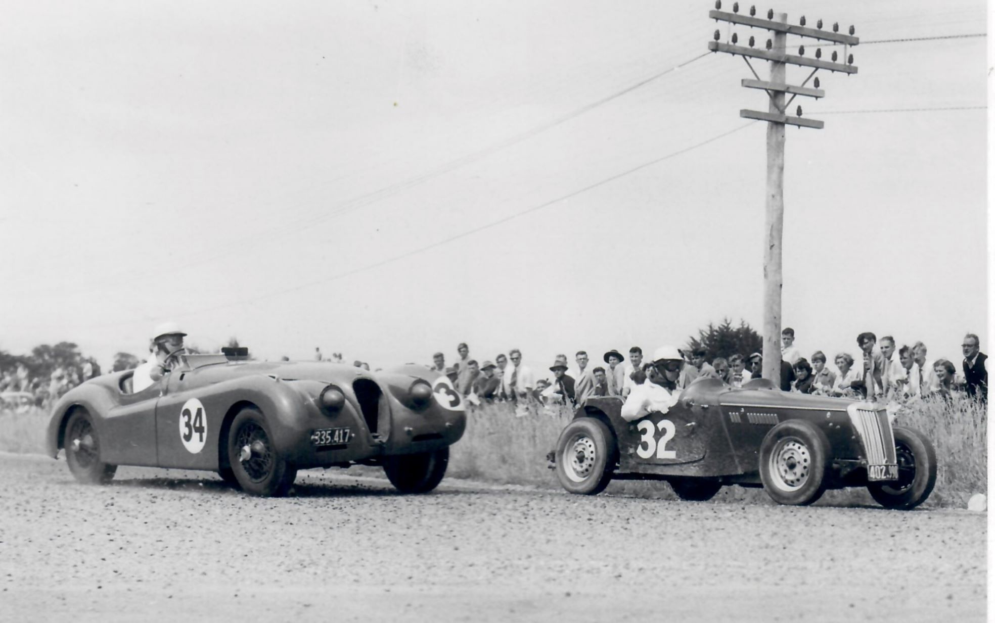 Name:  Ryal Bush 1956 #052 1956. Ryal Bush. #34 Ray Archibald, #32 Tom Kilkelly. 176 kb arch Graham Woo.jpg
Views: 601
Size:  175.5 KB