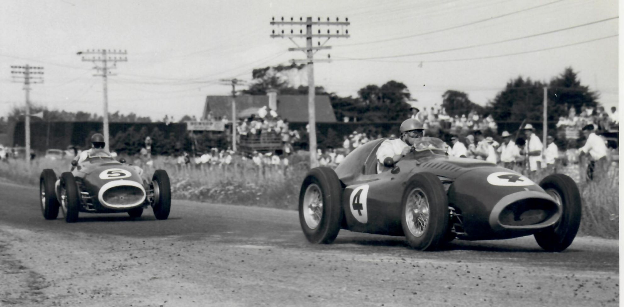 Name:  Ryal Bush 1957 #055 1957. Ryal Bush. Parnell leading Whitehead. 172 kb -arch Graham Woods.jpg
Views: 611
Size:  172.3 KB