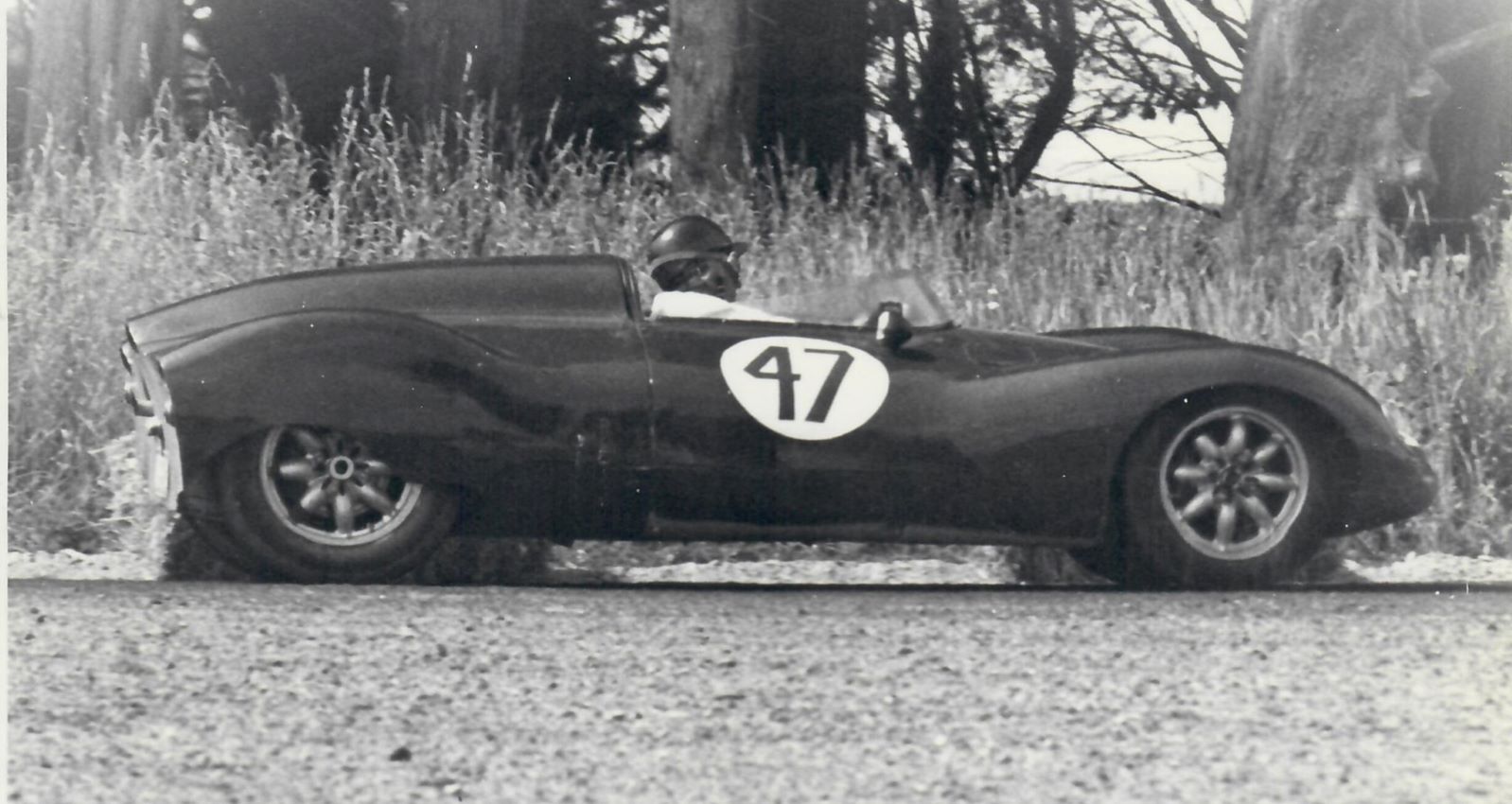 Name:  Ryal Bush 1957 #048 1957. February, Ryal Bush, Jack Brabham. Cooper Climax Bobtail #47 173 kb . .jpg
Views: 161
Size:  173.3 KB